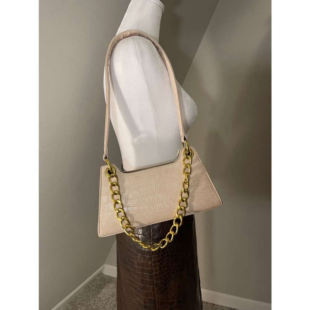 Beige faux leather bag with gold Chain